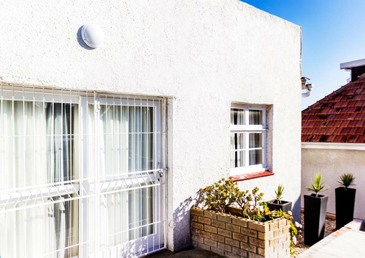 Kirknewton Port Elizabeth Exterior foto